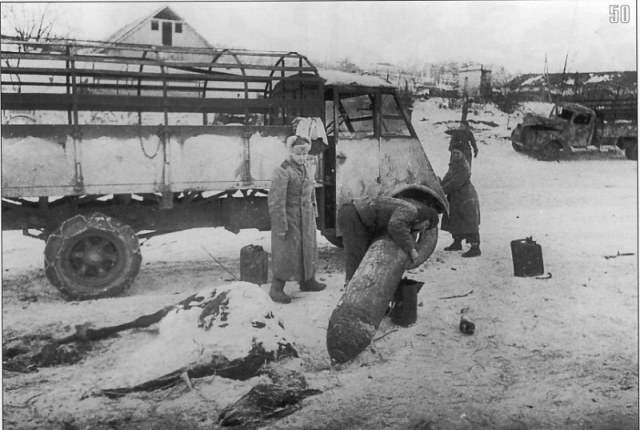 Vehicle Parc - Renault AHN 2.jpg